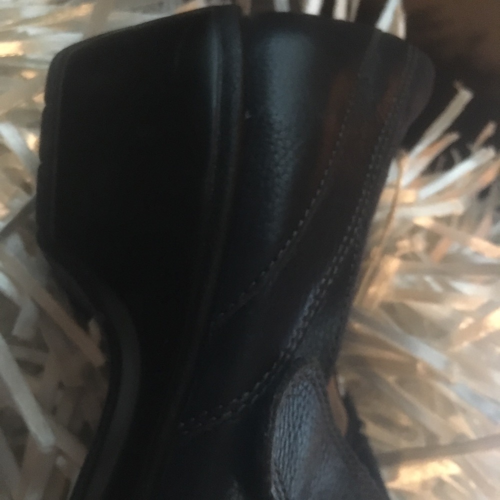 Soft Spots Shoes Gem